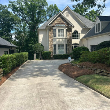 Fresh Pine Straw Installation & Landscape Maintenance