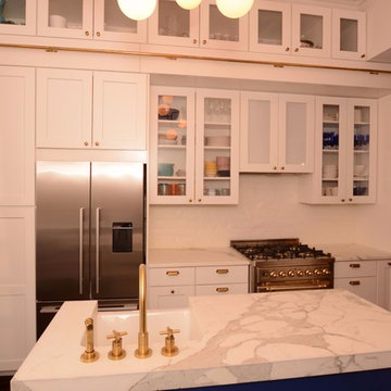 Calacatta Gold Marble & White Cabinets