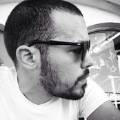 Taha Taha's photo