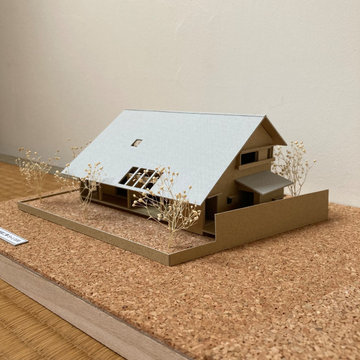 大屋根の家