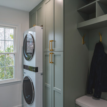 Sleek Elegance: Slim Shaker Cabinet Kitchen Renovation
