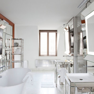 Electric Mirror Bathroom Design