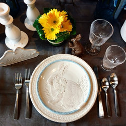 Spring 2018 - Holiday Dinnerware