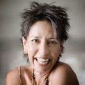 Liz Stavrinides's photo