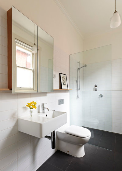 Модернизм Ванная комната by CRiSP GREEN HOMES