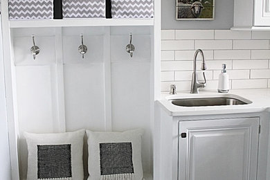 Laundry room - laundry room idea in Philadelphia