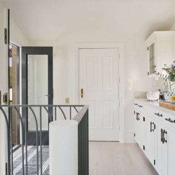 Pac Heights refined continuity: BRIDGING CLASSIC ARCHITECTURE & MODERN LIVING