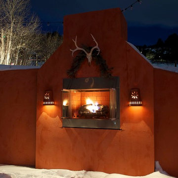 Outdoor paver patio and fire place