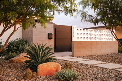 Photo of a mid-century modern landscaping in Other.