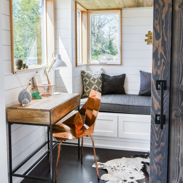 Hollywood Actor's Off Grid Tiny Home