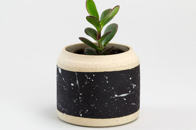 Flecked Vessel by Tilly Hemingway | Handmade Functional Ceramics from Labrador