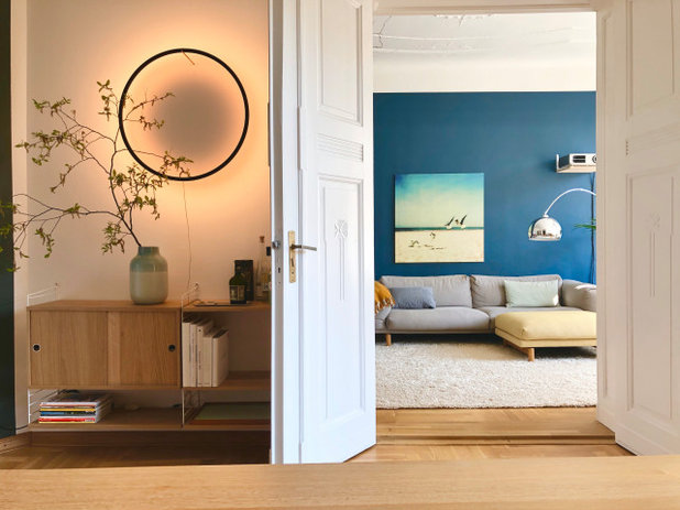 Skandinavisch Wohnzimmer by mooi