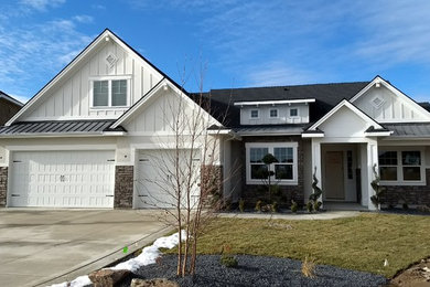 Arts and crafts exterior home photo in Boise