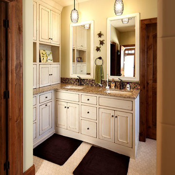 Door style: Savannah Inset | Species: Paint grade | Finish: Vintage