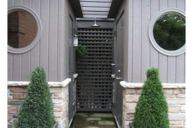 Exterior home idea in Toronto