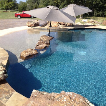 Antigua Wet Edge pool interior two different colors