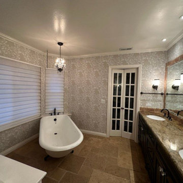Bathroom wallpaper installation Oregon City, OR