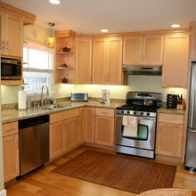 Not such a good match of cabinets and floor