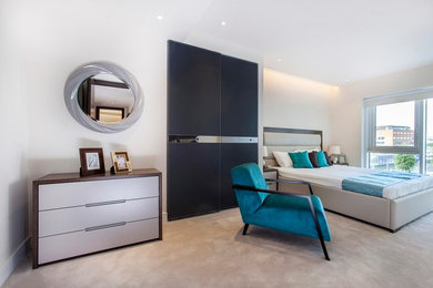 Contemporary bedroom in London.