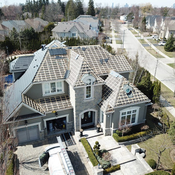 Metal roof in Black Monterrey Style in Mississauga