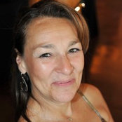Teri Hall's photo
