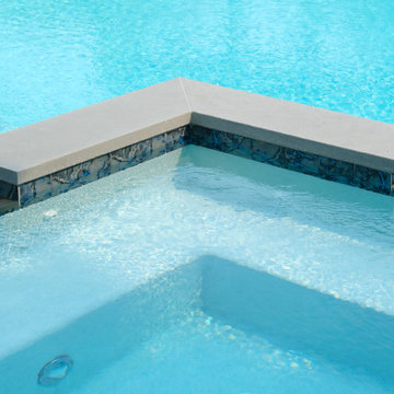 Highland Park Pool, Interior Hot Tub