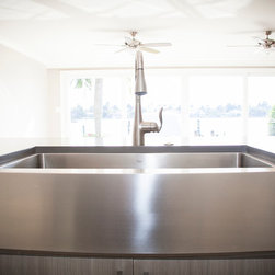 A Gulf Bay Condo - Kitchen Sinks