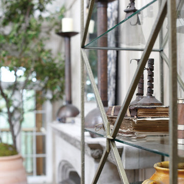 Gabby 10 Distinctive: Etagere