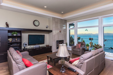 Living room - traditional living room idea