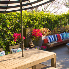 small garden/seating