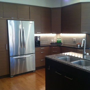 1990s Home Gets Modern Makeover