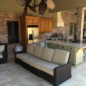 Outdoor Kitchen