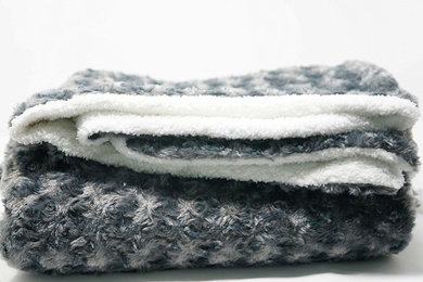 Curly Gray Faux Fur Double-Woven Throw Blanket Double Side Soft Microfiber