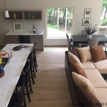 Stone Ridge Staging