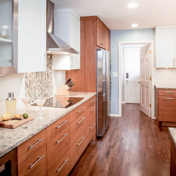 Two-tone Kitchen