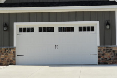 Example of a garage design in Grand Rapids