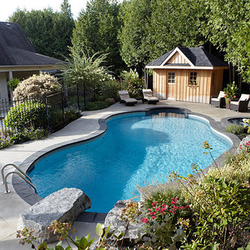 Picturesque Paradise- Custom Vinyl Lined Pool