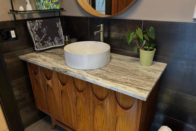 Example of a powder room design in Bridgeport