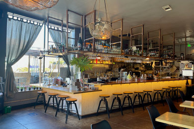 Co Nam Restaurant | Bar