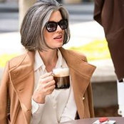 Lara Stein's photo
