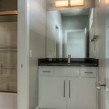 Custom 1.5-story modern w/ 21' Ceilings