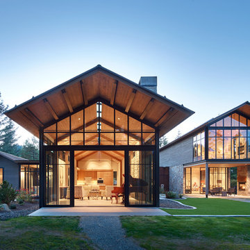 Glass and Stone Oasis - Tumble Creek