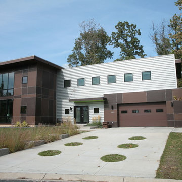 Modest Modern