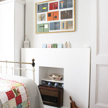 Houzz Tour: A Canal-side Red-brick Abode Filled With Texture and Personality