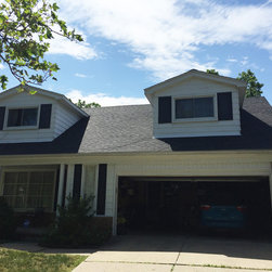 Owens Corning Oakridge Onyx Black - Roofing And Gutters