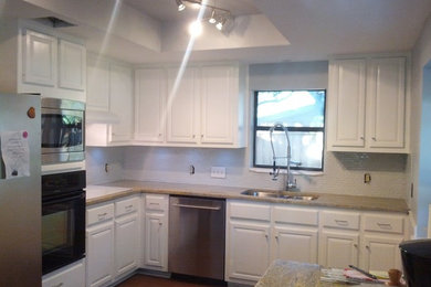 Elegant kitchen photo in Austin