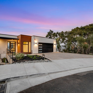 4 Aron Court