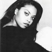 Kimberly Gills-Lewiss foto