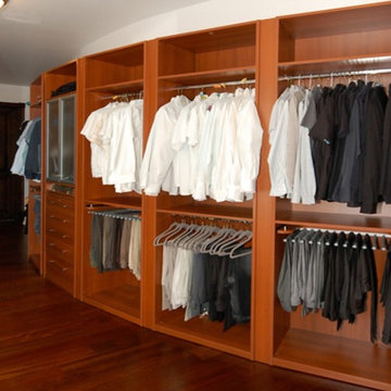 Modern Walk-in Closets