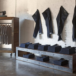 Reclaimed wood retail displays - Closet Storage